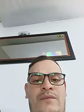 Edwin_Q Chat XXX in diretta