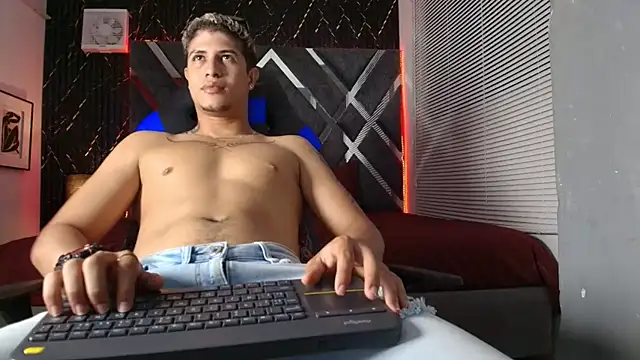 dominic_connor live XXX chat