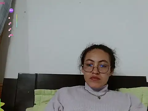 Amitlu_'s Live XXX Chat