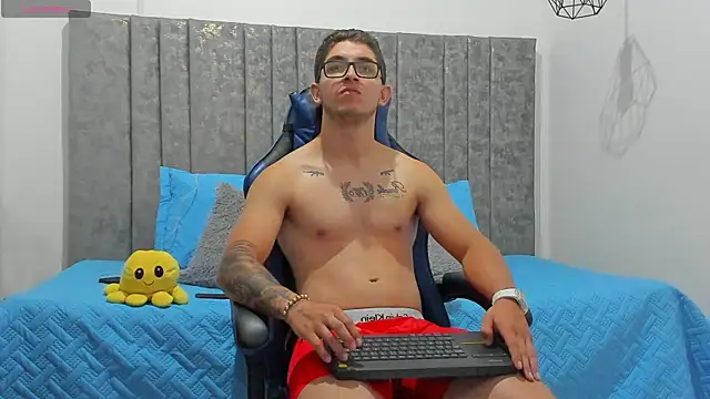 Calvin_Hunter Obrolan Langsung XXX