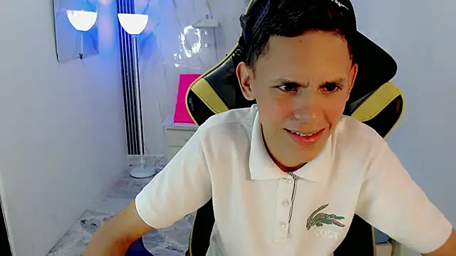 sombra_18's Live XXX Chat