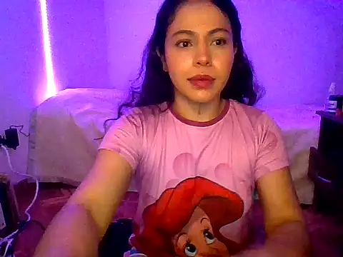 AnaDrained's Live XXX Chat
