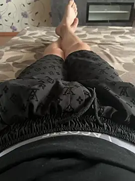 red_red00 Adlı Modelin Canlı XXX Sohbeti