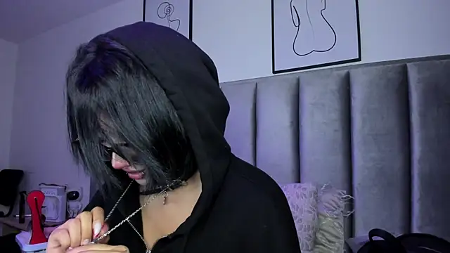 Chat +18 de Kitty_Gang ao vivo