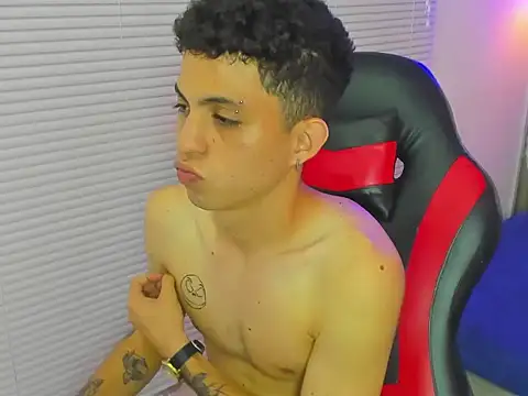 Онлайн чат XXX cameron_lux77