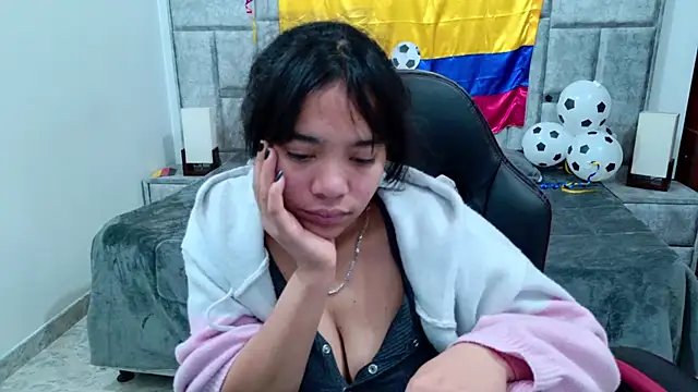 Živý XXX chat laureentt_
