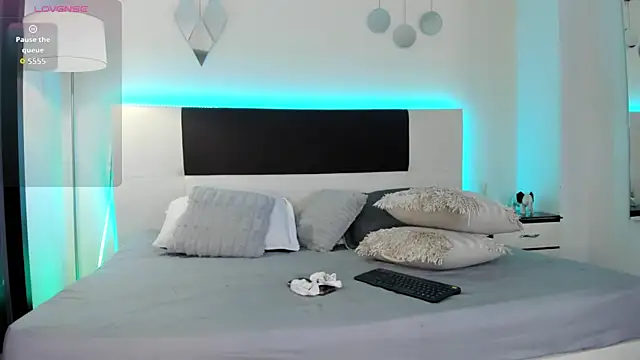 Sky_Loren Live XXX-chat