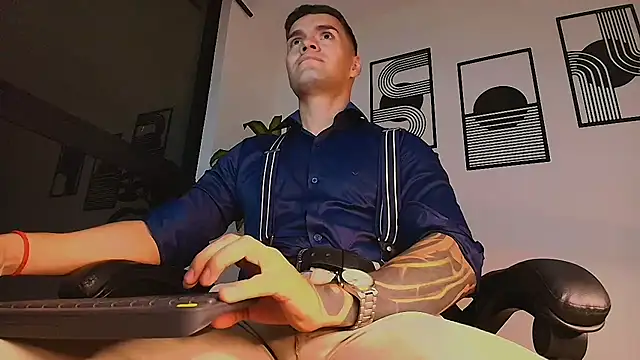 Онлайн чат XXX ALPHA_DOMINUS_