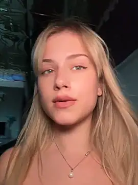 NinaVerse 라이브 XXX 채팅