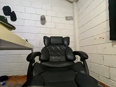 Max_TheHorseDick 라이브 XXX 채팅
