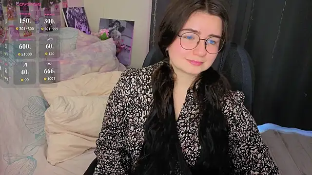 Chat XXX en directo de Kitty-Katty