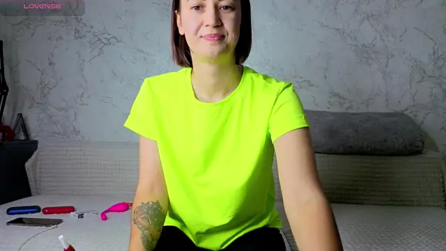 Helen198705 现场XXX聊天
