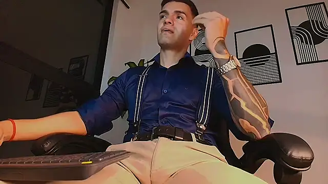 Chat XXX en directo de ALPHA_DOMINUS_