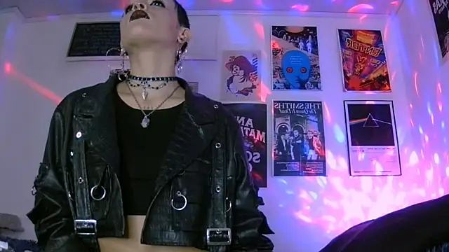 plutonbluemooon333 – Naživo XXX chat