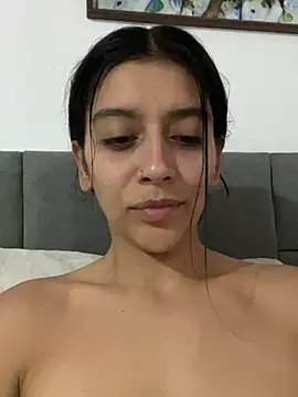 BrittanyDiaz Chat XXX in diretta