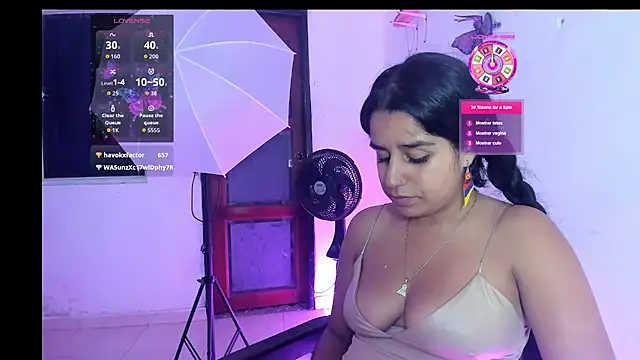 MeliSweet Adlı Modelin Canlı XXX Sohbeti
