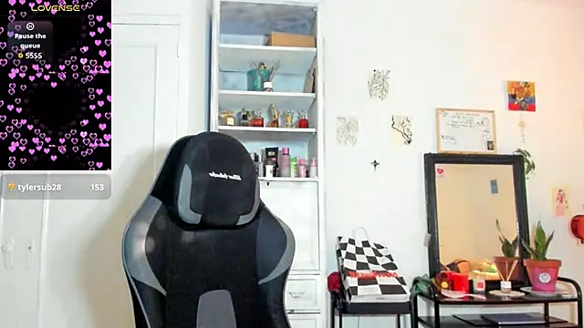 دردشة sammymoon الجنسية المباشرة