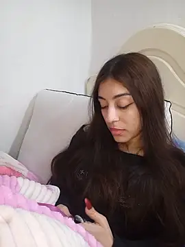 Jennyvignaduzzo Adlı Modelin Canlı XXX Sohbeti
