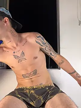 XXX chat uživo modela NikoStone_