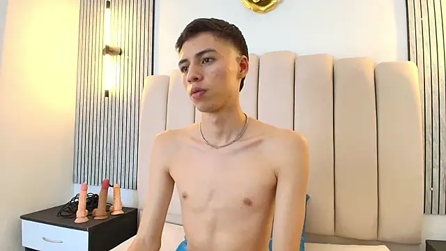 KENNY_HANK's Live XXX Chat