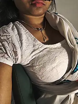 Chat XXX en directo de DIRTYSECRET_QUEEN_07