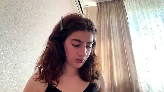 Ledi_Asthik – Live XXX-chat