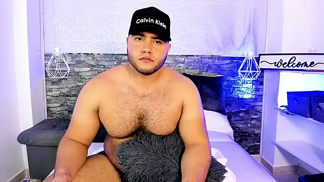 Chat +18 de apolorusso ao vivo