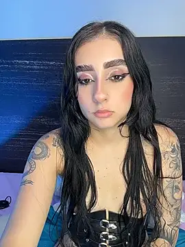 sharlot24's Live XXX Chat