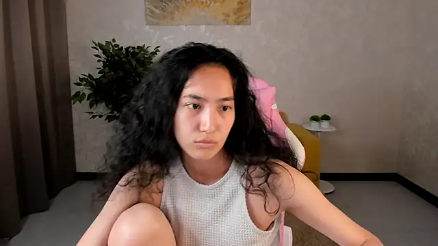 FlirtyAura – Live XXX-chat