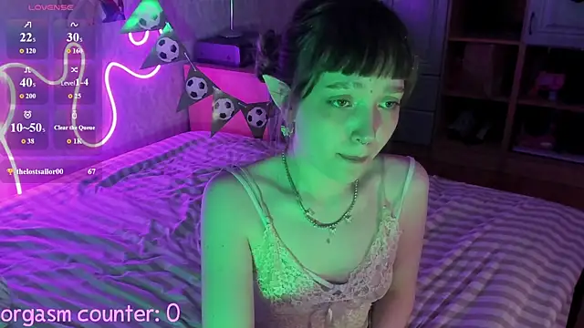 Chatroom XXX en direct de RileyNymph