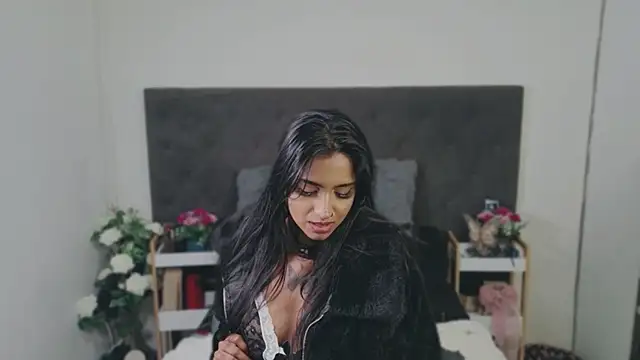 XXX chat uživo modela Delilah_Blazee