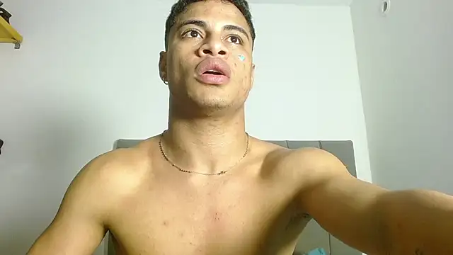 Chat XXX en directo de Jose_And_Daniel