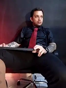 Chatroom XXX en direct de Tonny_paganni