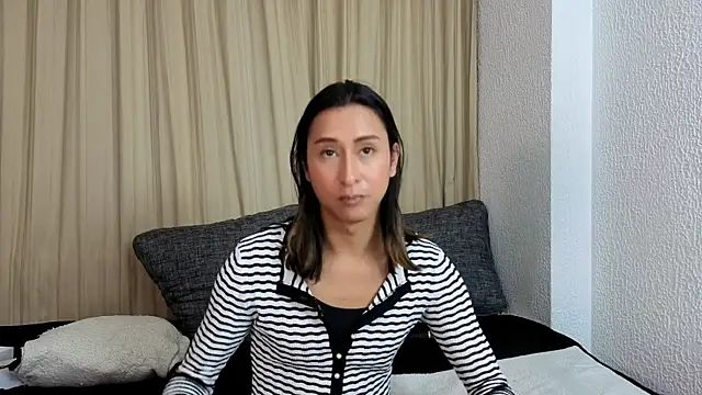 Georgina_Palacios_ Show in webcam