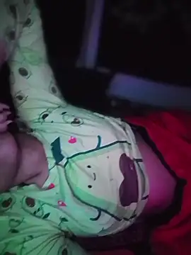 XXX chat uživo modela KattyBerryX