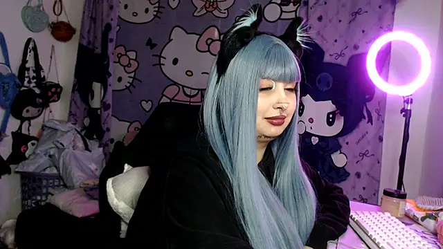 lussyevans24's Live XXX Chat