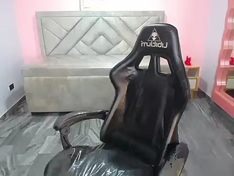 melody11_s' Live XXX Chat