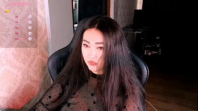 Emma_Uilson Chat XXX in diretta