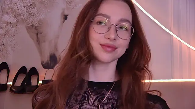 Emily_Simon Live XXX-Chat