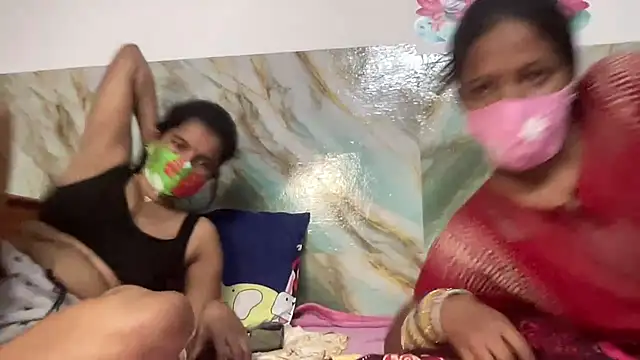 Živý XXX chat Tamil_Sajitha