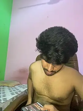 BIGGGGGBOYYYYY live XXX chat