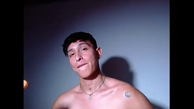 Chat XXX en directo de rowanbig