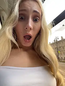 XXX chat uživo modela Pink_Kiss