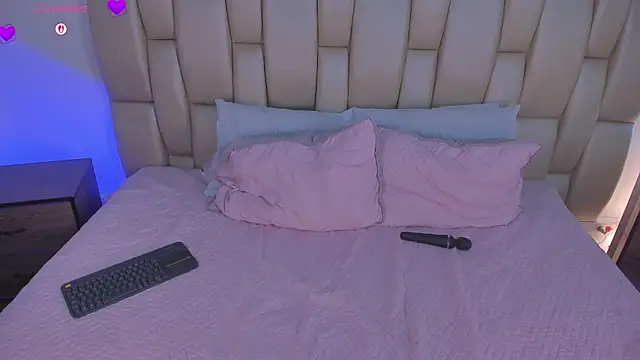 Chat XXX en directo de Sweet--Zoe