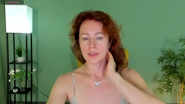 LeticiaRomano Live XXX-chat