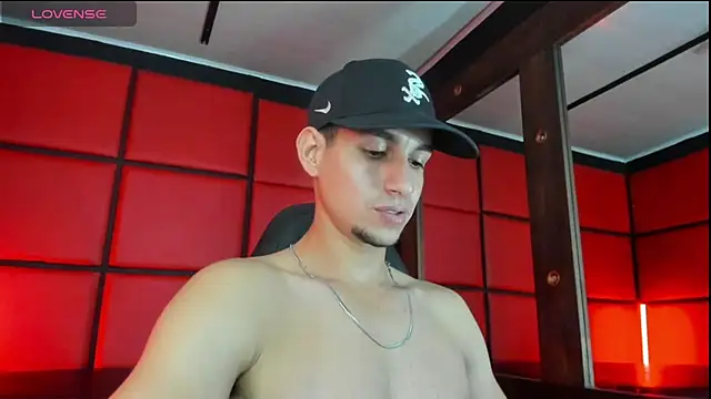 Jamexxx1_'s Live XXX Chat