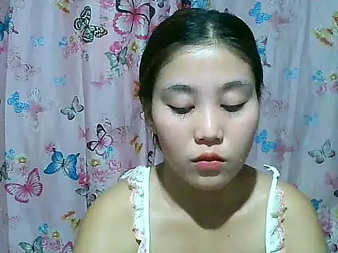 دردشة SexyAsianPussy4u الجنسية المباشرة