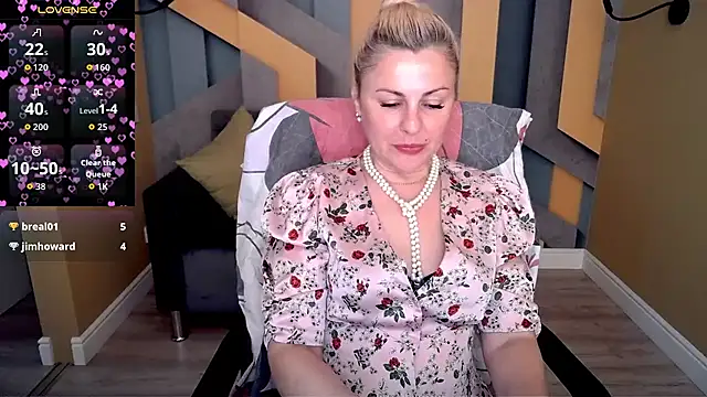 Chat +18 de Candy_Long ao vivo