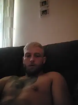 yandy_p90 – Naživo XXX chat
