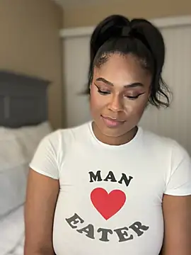 CandyLuxxxx লাইভ XXX চ্যাট